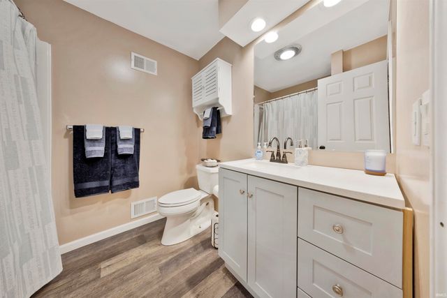 5266 Martin Road, Newburgh, IN 47630