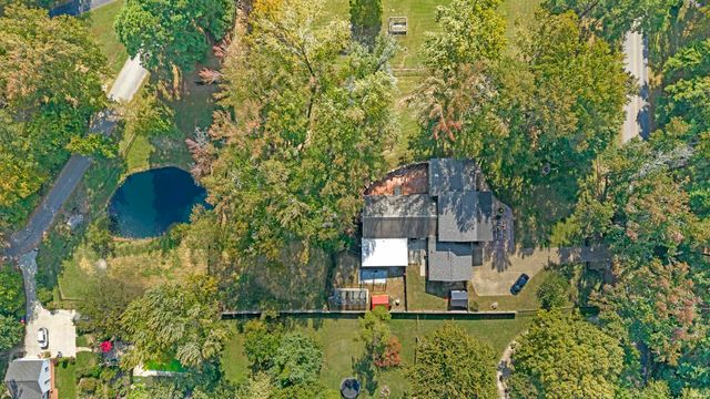 5266 Martin Road, Newburgh, IN 47630