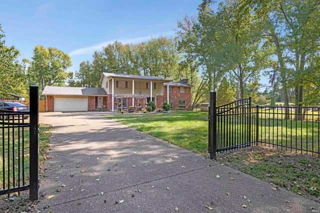 5266 Martin Road, Newburgh, IN 47630