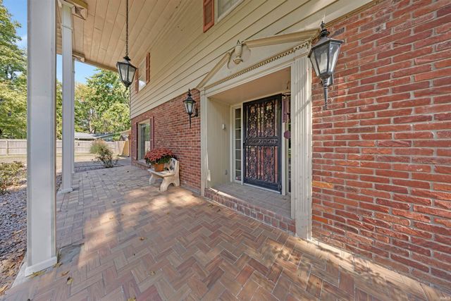 5266 Martin Road, Newburgh, IN 47630