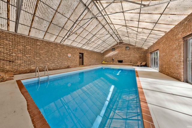 5266 Martin Road, Newburgh, IN 47630