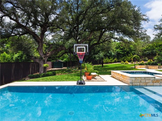 1615 Alta Vista Loop, Temple, TX 76502