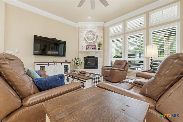 1615 Alta Vista Loop, Temple, TX 76502