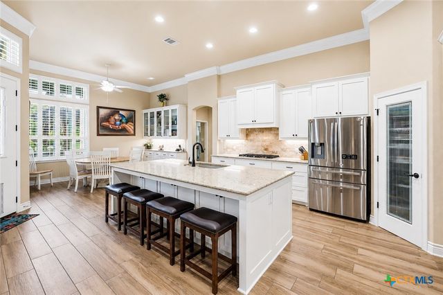 1615 Alta Vista Loop, Temple, TX 76502