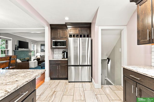 1302 S 61st Street, Omaha, NE 68106