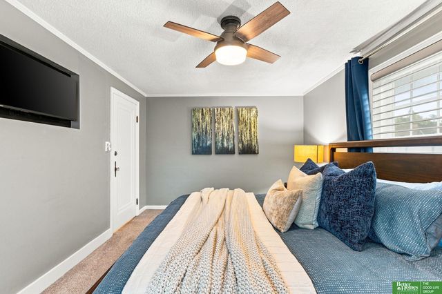 1302 S 61st Street, Omaha, NE 68106