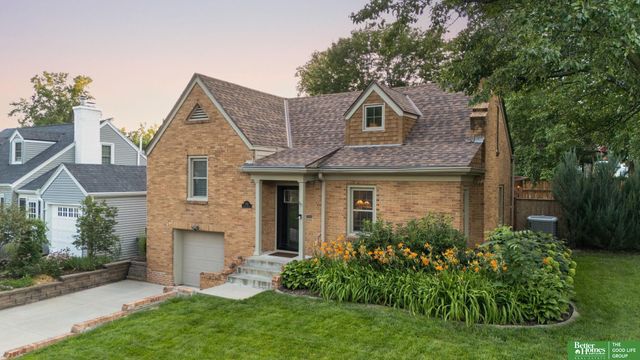 1302 S 61st Street, Omaha, NE 68106