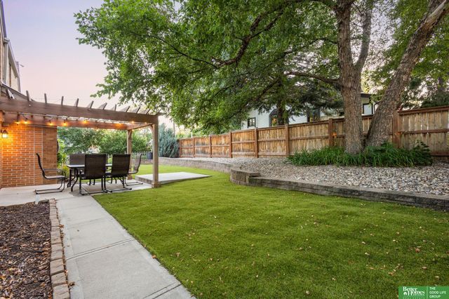 1302 S 61st Street, Omaha, NE 68106