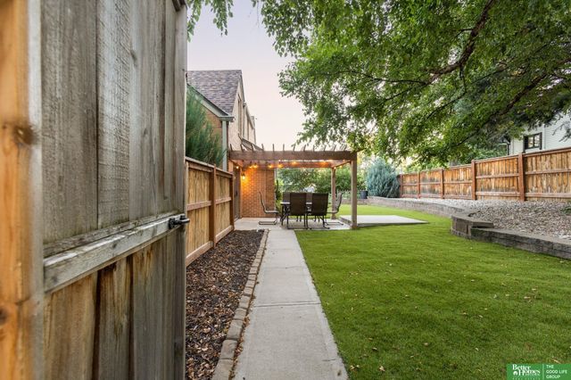 1302 S 61st Street, Omaha, NE 68106