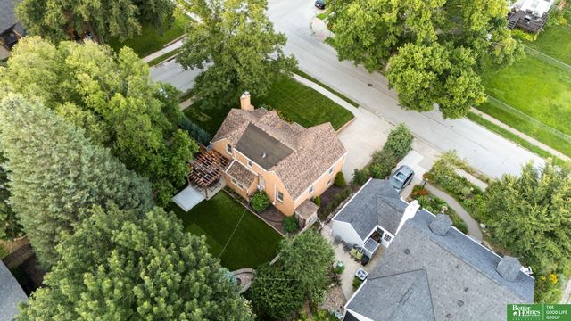 1302 S 61st Street, Omaha, NE 68106