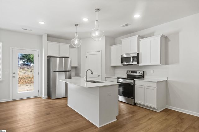 4 Stoneview Way, Taylors, SC 29687