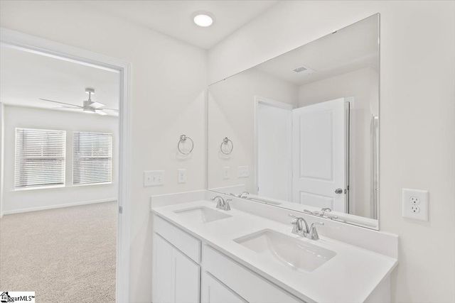 4 Stoneview Way, Taylors, SC 29687