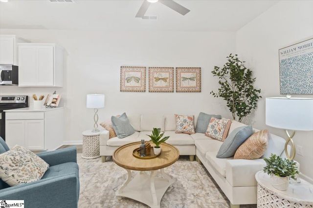 4 Stoneview Way, Taylors, SC 29687