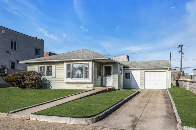 545 W Olive Street, Long Beach, NY 11561