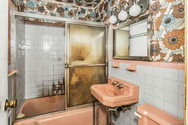 545 W Olive Street, Long Beach, NY 11561