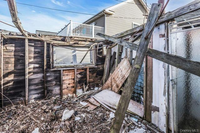 545 W Olive Street, Long Beach, NY 11561