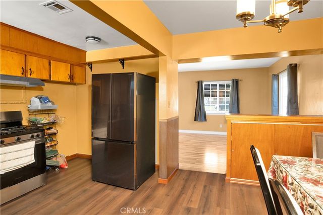 9431 Laurel Avenue, Fontana, CA 92335