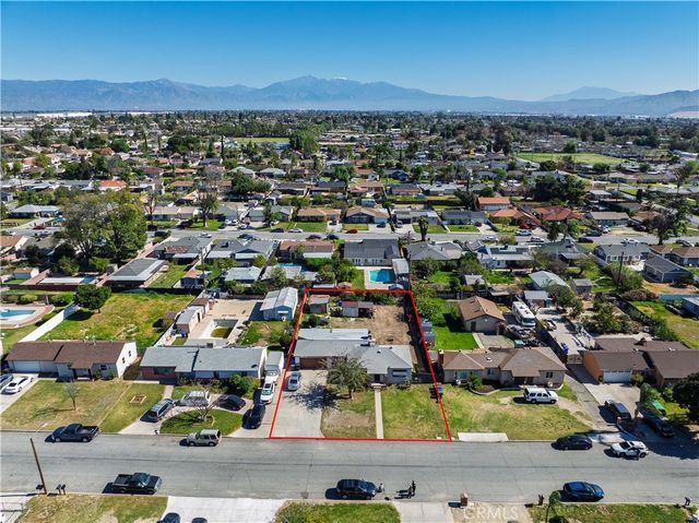 9431 Laurel Avenue, Fontana, CA 92335