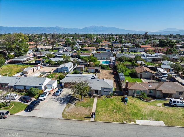 9431 Laurel Avenue, Fontana, CA 92335