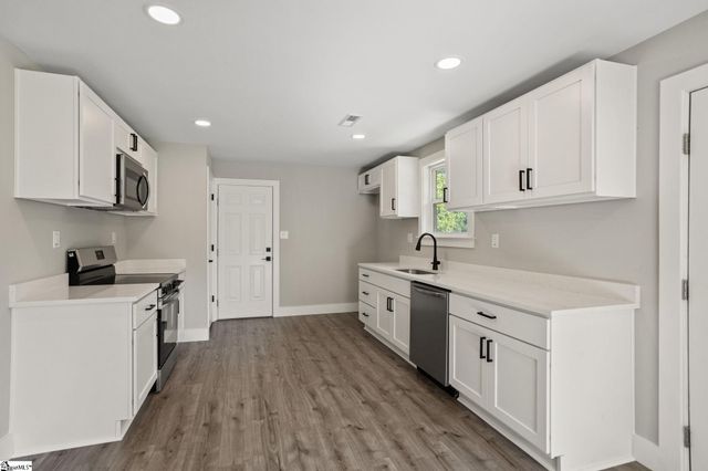 115 Hammond Avenue, Greer, SC 29651