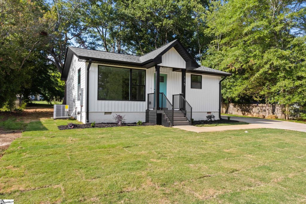 115 Hammond Avenue, Greer, SC 29651