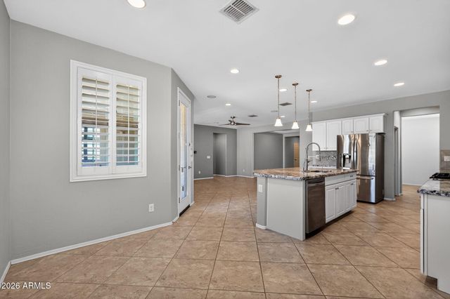 2138 W IAN Drive, Phoenix, AZ 85041