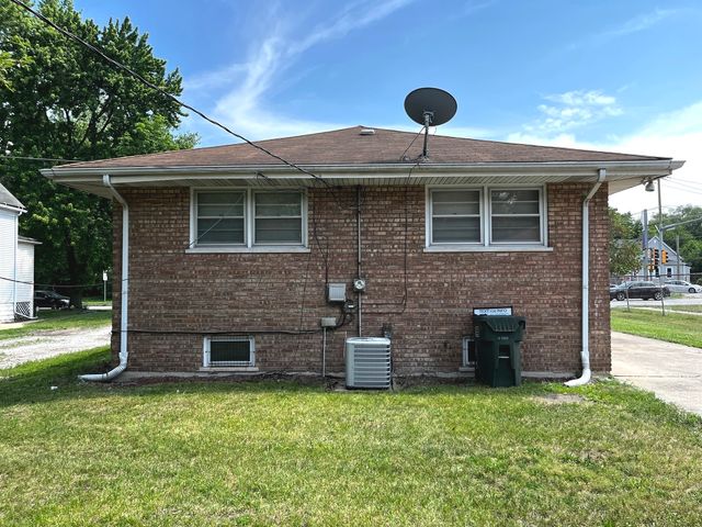 664 E 142nd Street, Dolton, IL 60419