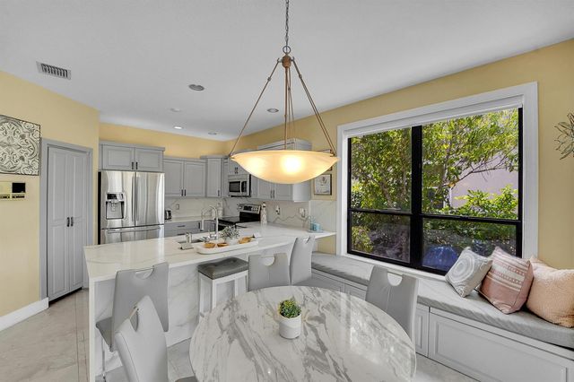 22199 CRESSMONT Place, Boca Raton, FL 33428