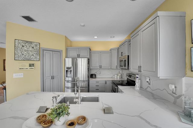 22199 CRESSMONT Place, Boca Raton, FL 33428