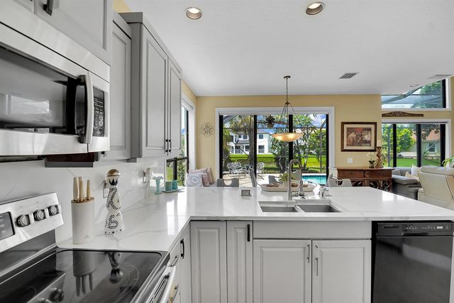 22199 CRESSMONT Place, Boca Raton, FL 33428