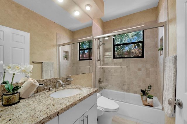 22199 CRESSMONT Place, Boca Raton, FL 33428