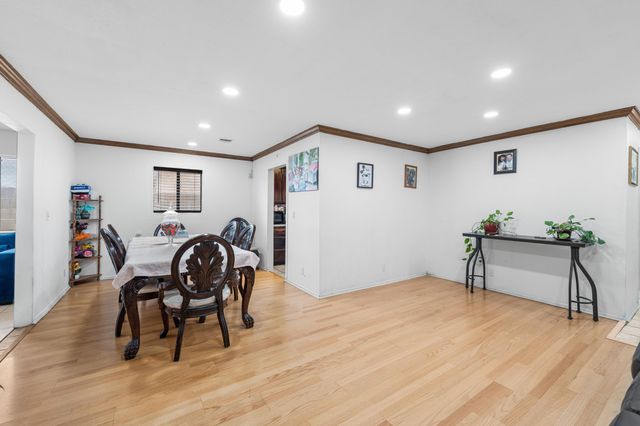 1827 Louise Avenue, Lancaster, CA 93534