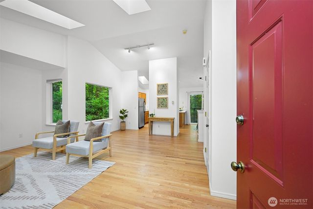 5 Horseshoe Circle, Bellingham, WA 98229