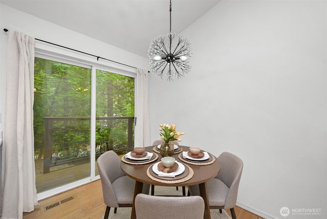 5 Horseshoe Circle, Bellingham, WA 98229