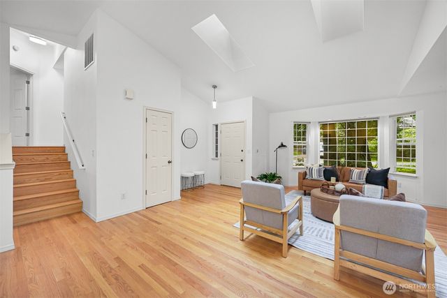5 Horseshoe Circle, Bellingham, WA 98229