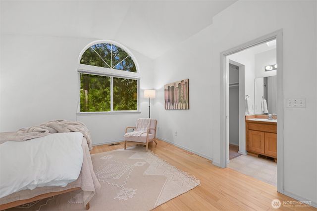 5 Horseshoe Circle, Bellingham, WA 98229