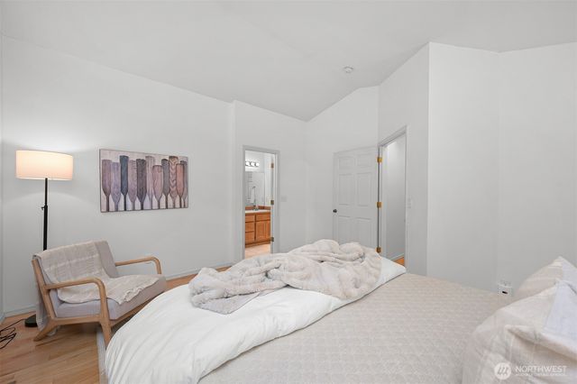 5 Horseshoe Circle, Bellingham, WA 98229