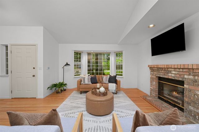5 Horseshoe Circle, Bellingham, WA 98229