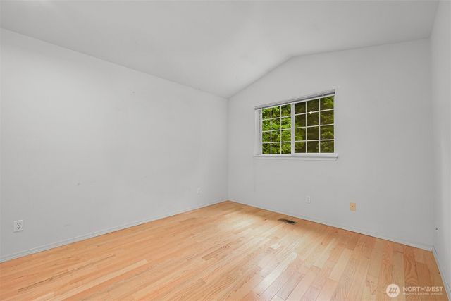 5 Horseshoe Circle, Bellingham, WA 98229