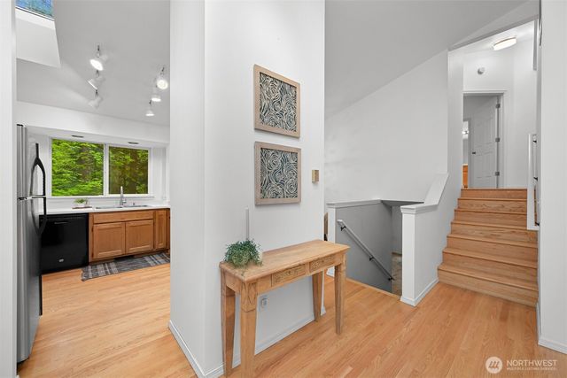 5 Horseshoe Circle, Bellingham, WA 98229