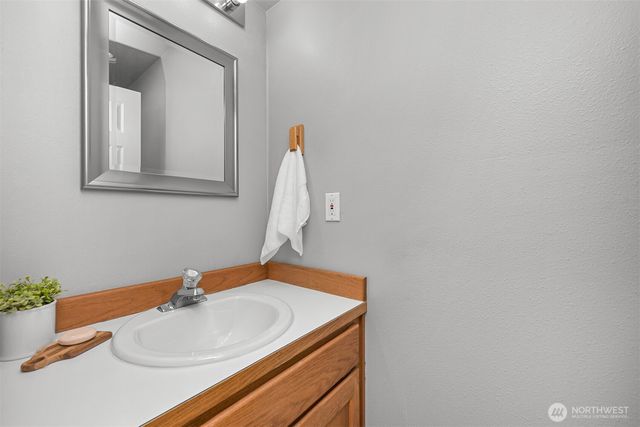 5 Horseshoe Circle, Bellingham, WA 98229