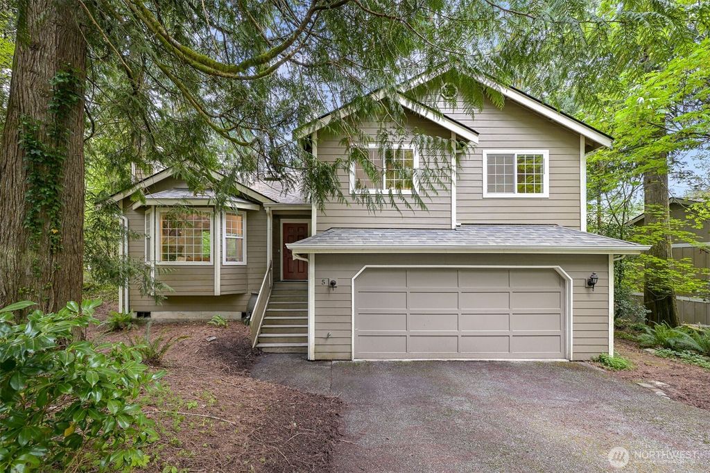 5 Horseshoe Circle, Bellingham, WA 98229