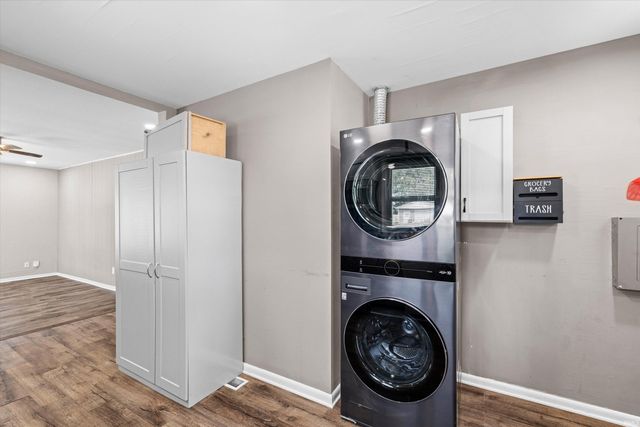 5829 N Kerth Avenue, Evansville, IN 47711