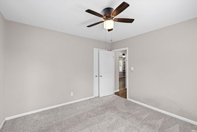5829 N Kerth Avenue, Evansville, IN 47711