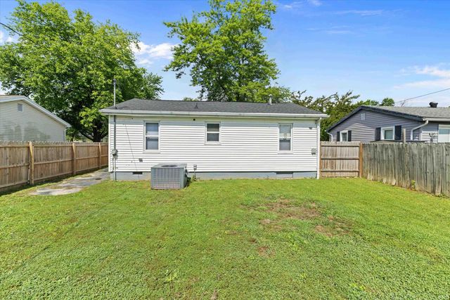 5829 N Kerth Avenue, Evansville, IN 47711