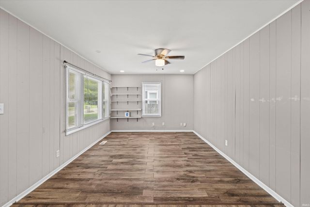 5829 N Kerth Avenue, Evansville, IN 47711