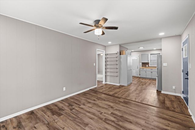 5829 N Kerth Avenue, Evansville, IN 47711