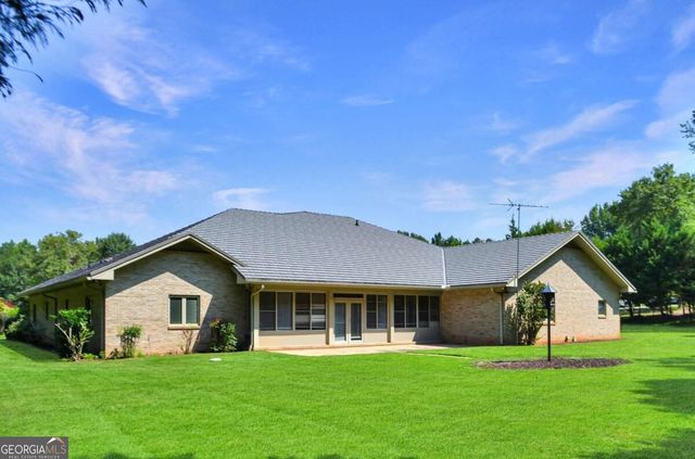 155 Highlands Forest Lane, Oxford, GA 30054