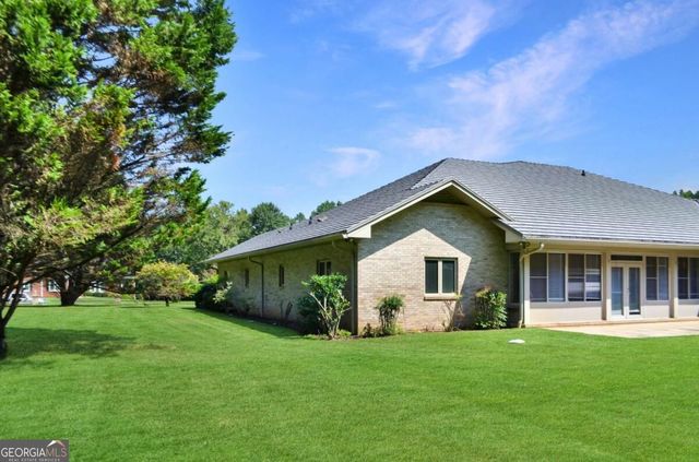 155 Highlands Forest Lane, Oxford, GA 30054