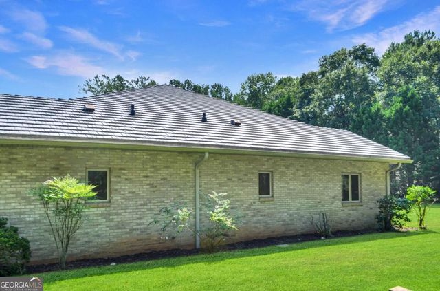 155 Highlands Forest Lane, Oxford, GA 30054